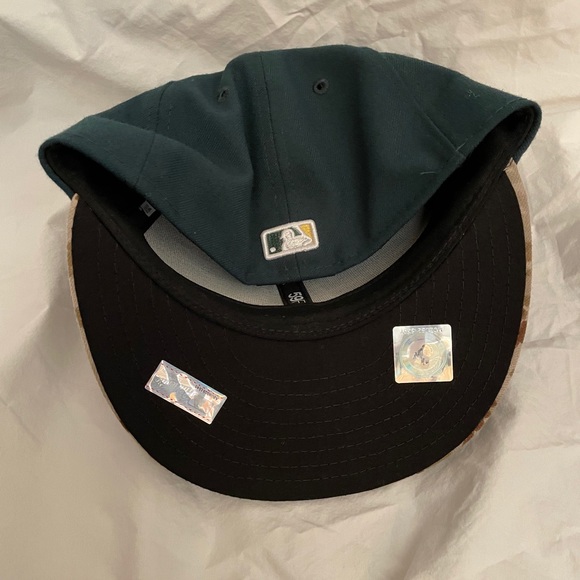 A’s baseball hat - Picture 3 of 4